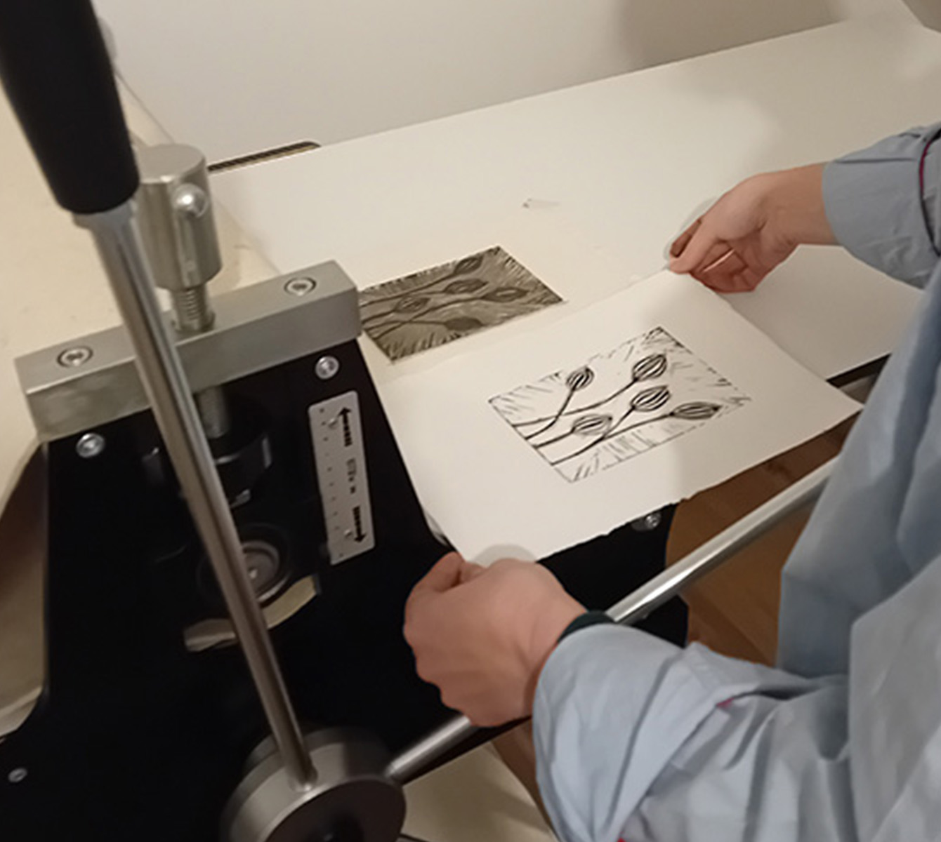 Ateliers de gravure pour tous, à partir de 8 ans, enfants, ados, adultes
